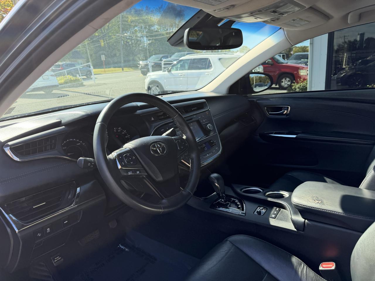 Toyota Avalon  2018