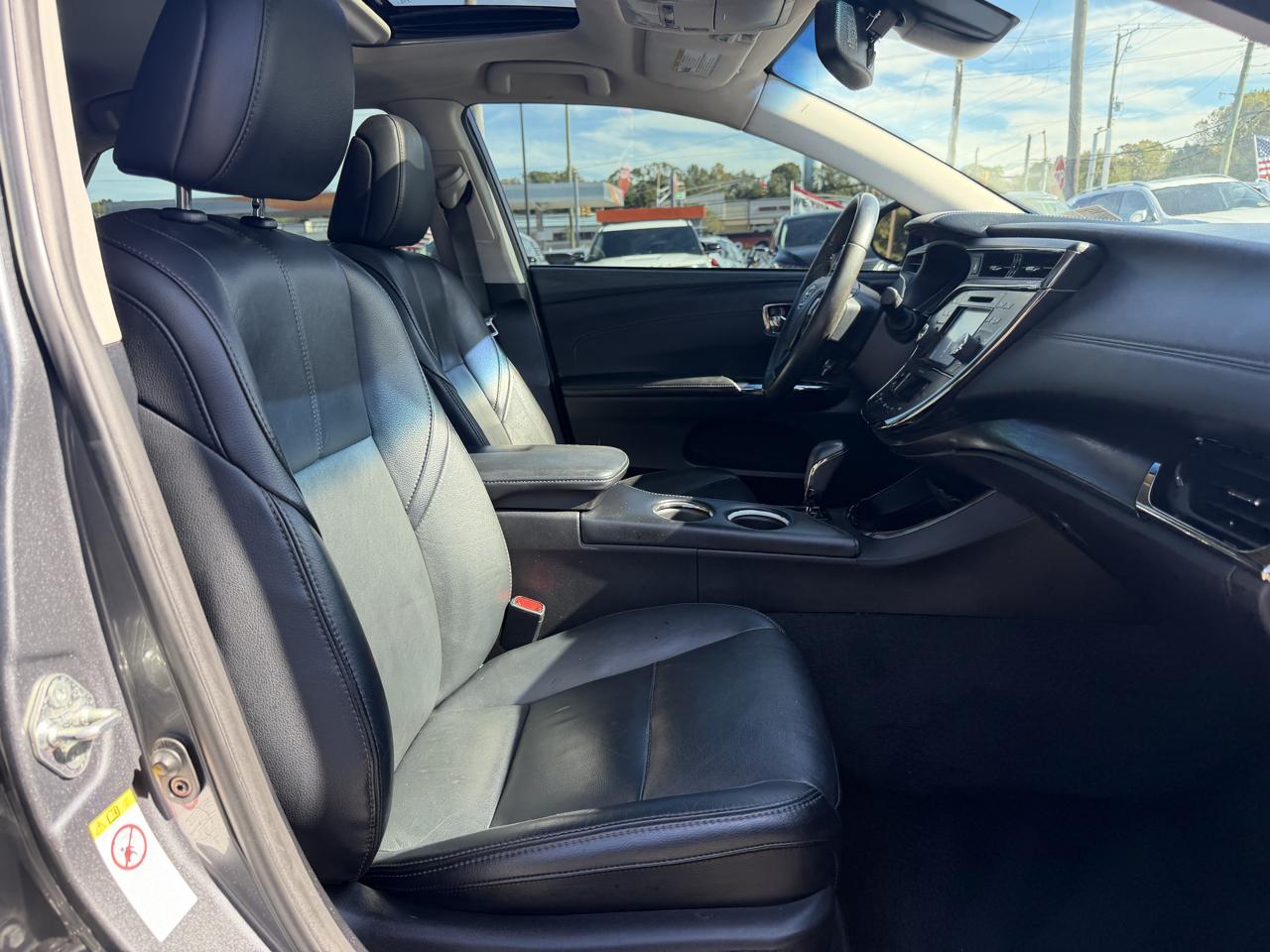 Toyota Avalon  2018