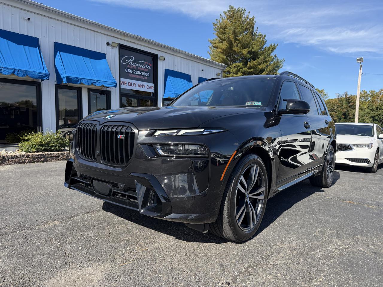 2025 BMW X7 M60i