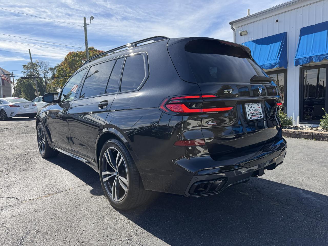 BMW X7  2025