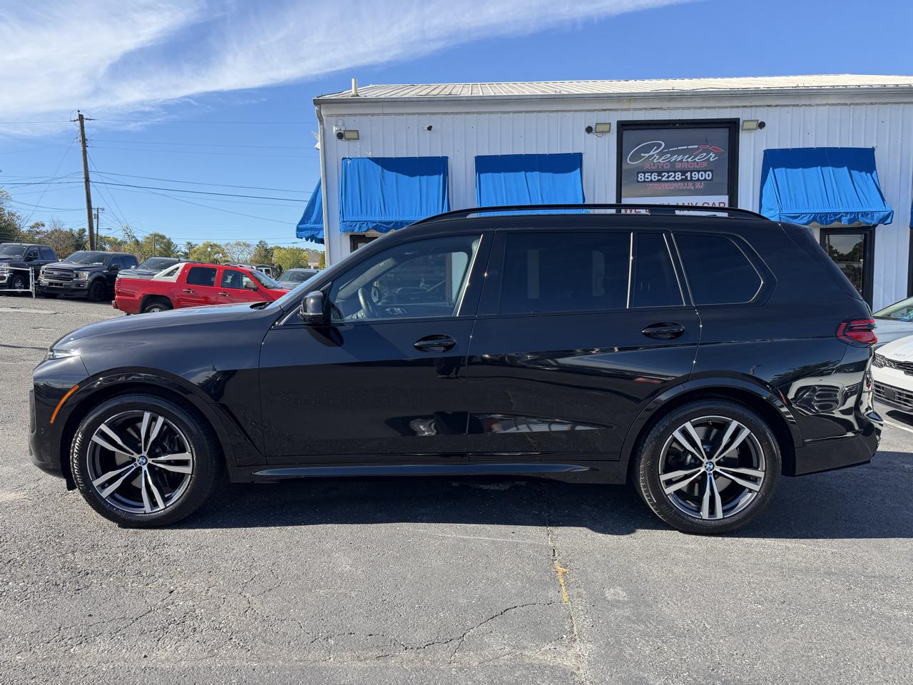 BMW X7  2025