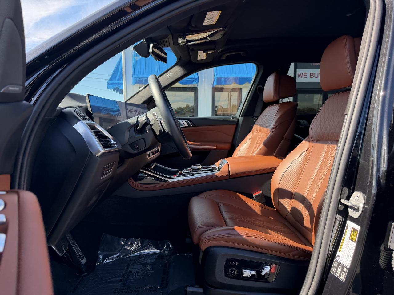 BMW X7  2025