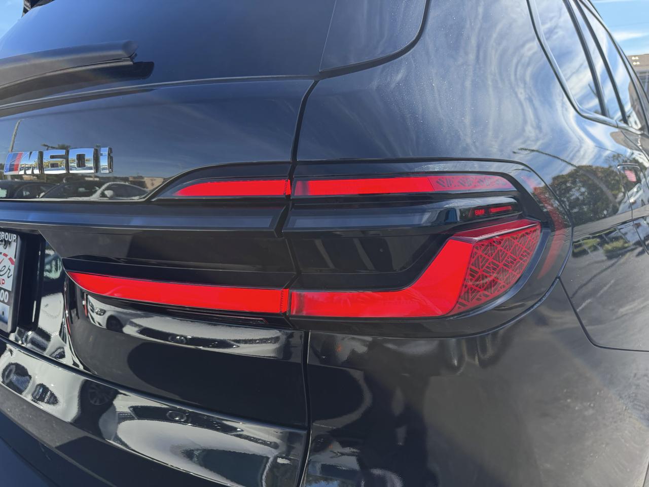 BMW X7  2025