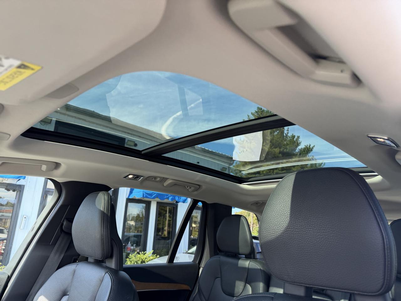 Volvo XC90  2022