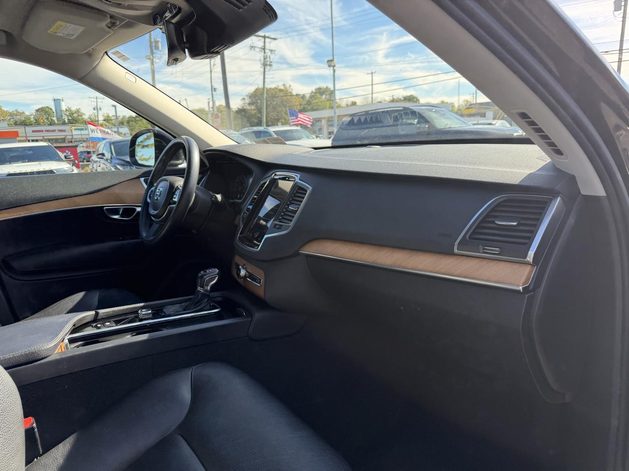 Volvo XC90  2022