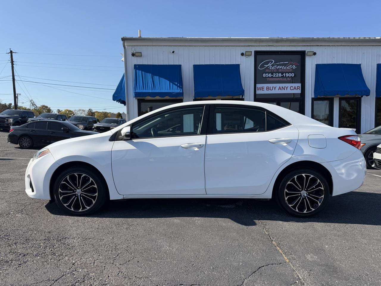 Toyota Corolla  2015