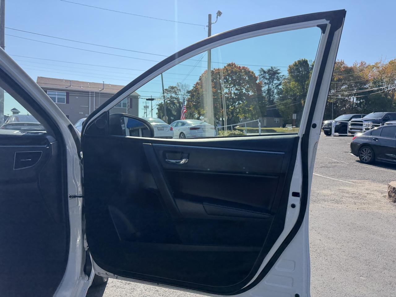 Toyota Corolla  2015