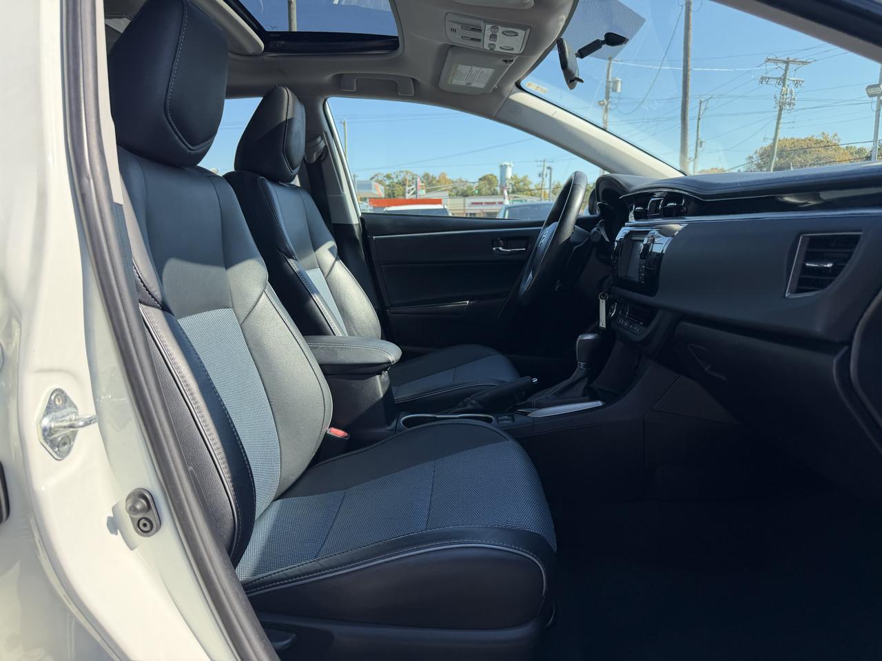 Toyota Corolla  2015