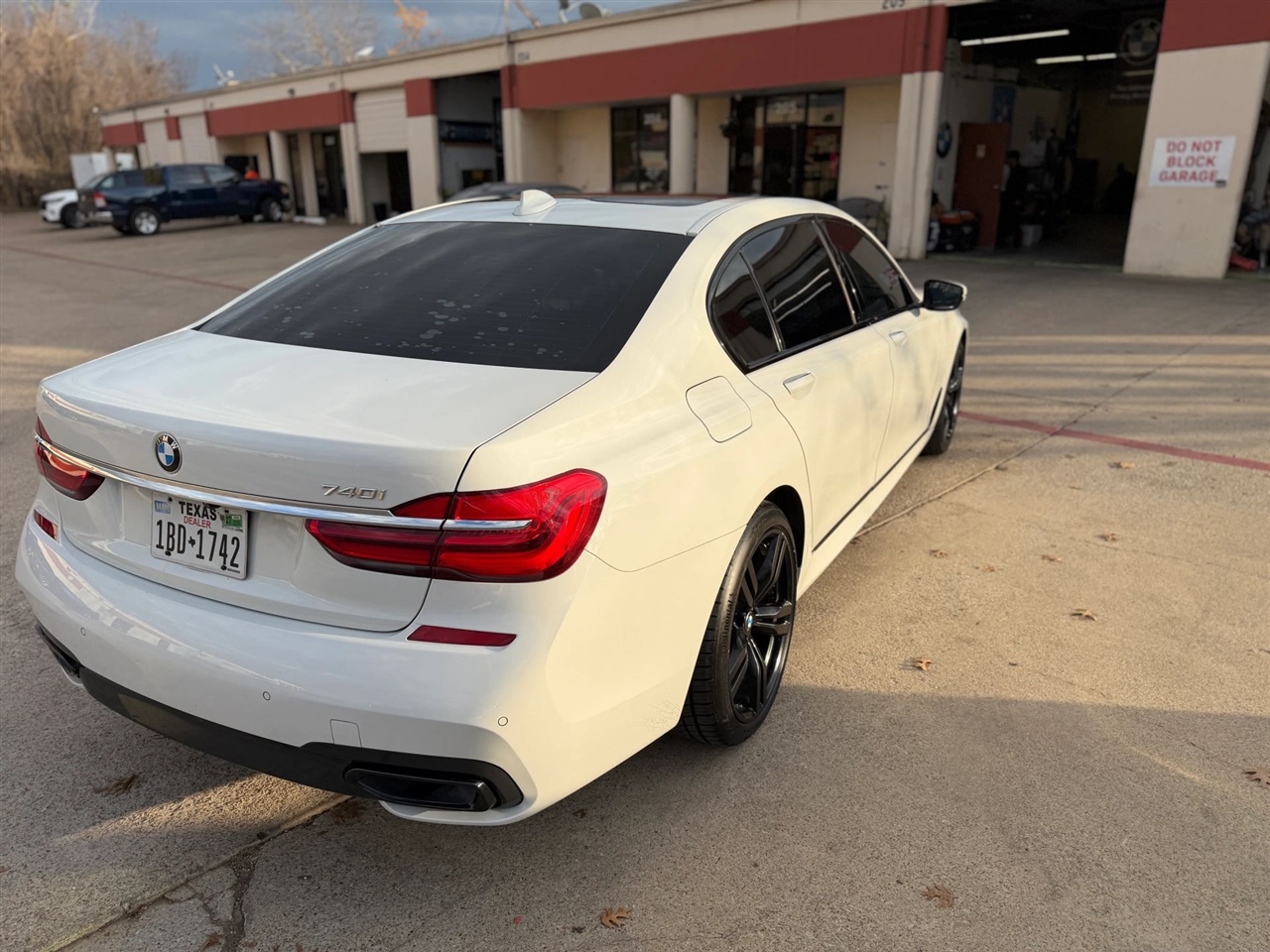 BMW 7-Series  2018