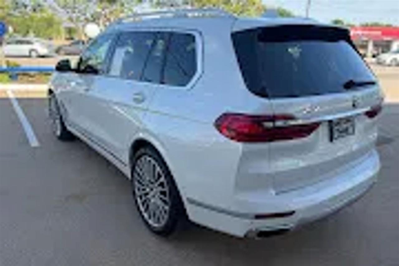 BMW X7  2020