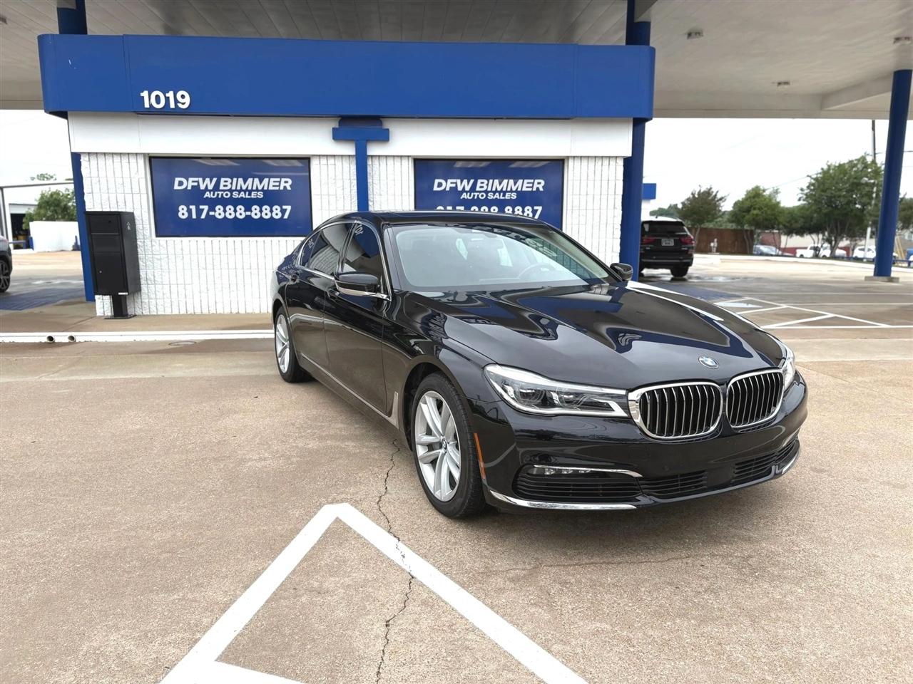 BMW 7-Series  2018