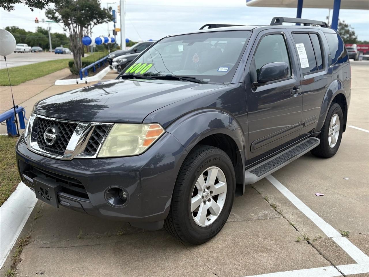 Nissan Pathfinder  2010
