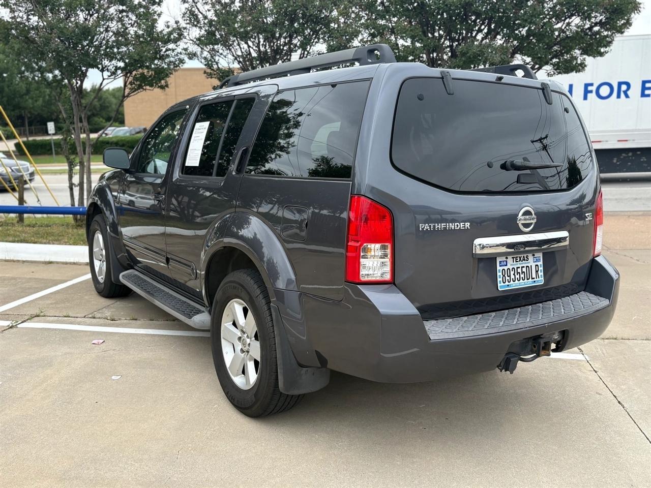 Nissan Pathfinder  2010