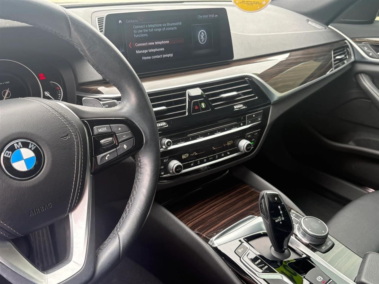BMW 5-Series  2018