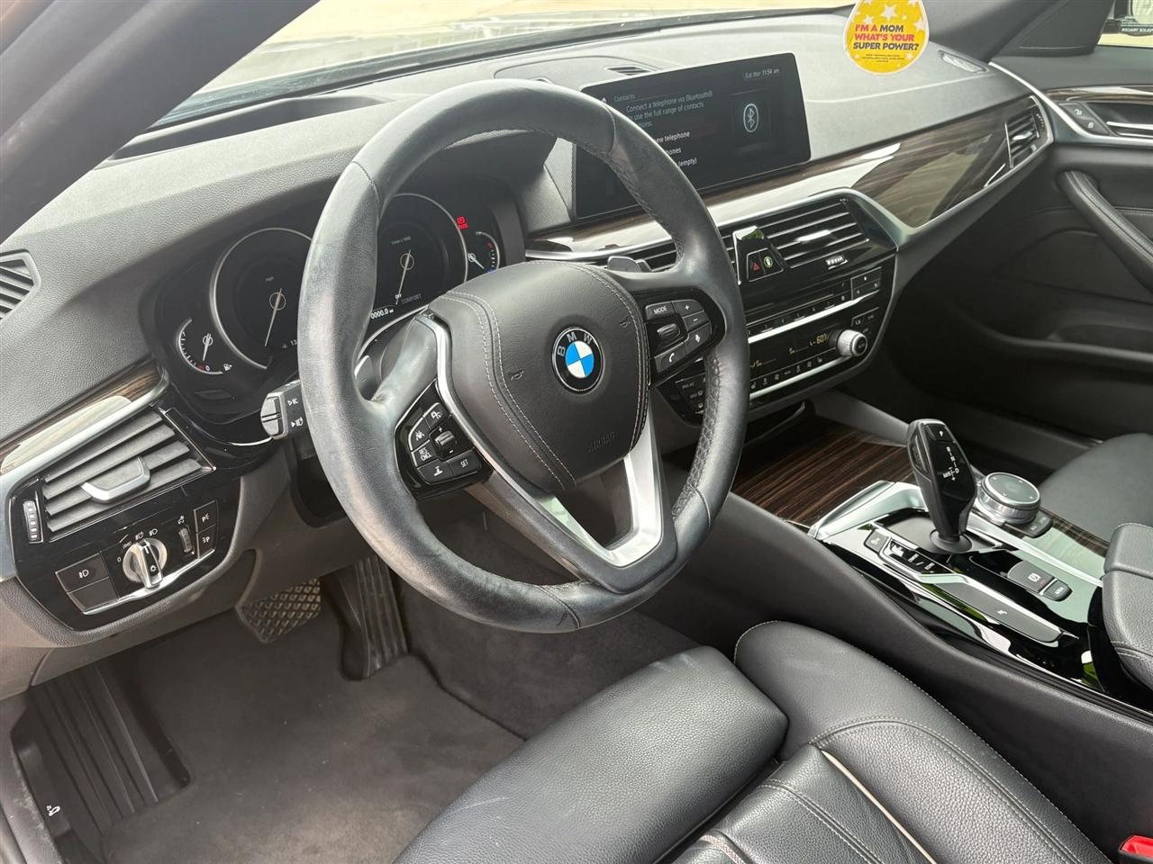 BMW 5-Series  2018