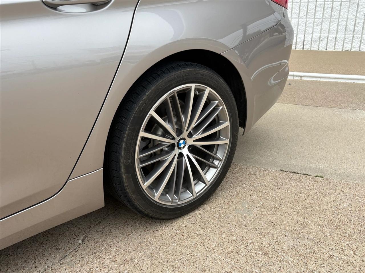 BMW 5-Series  2018