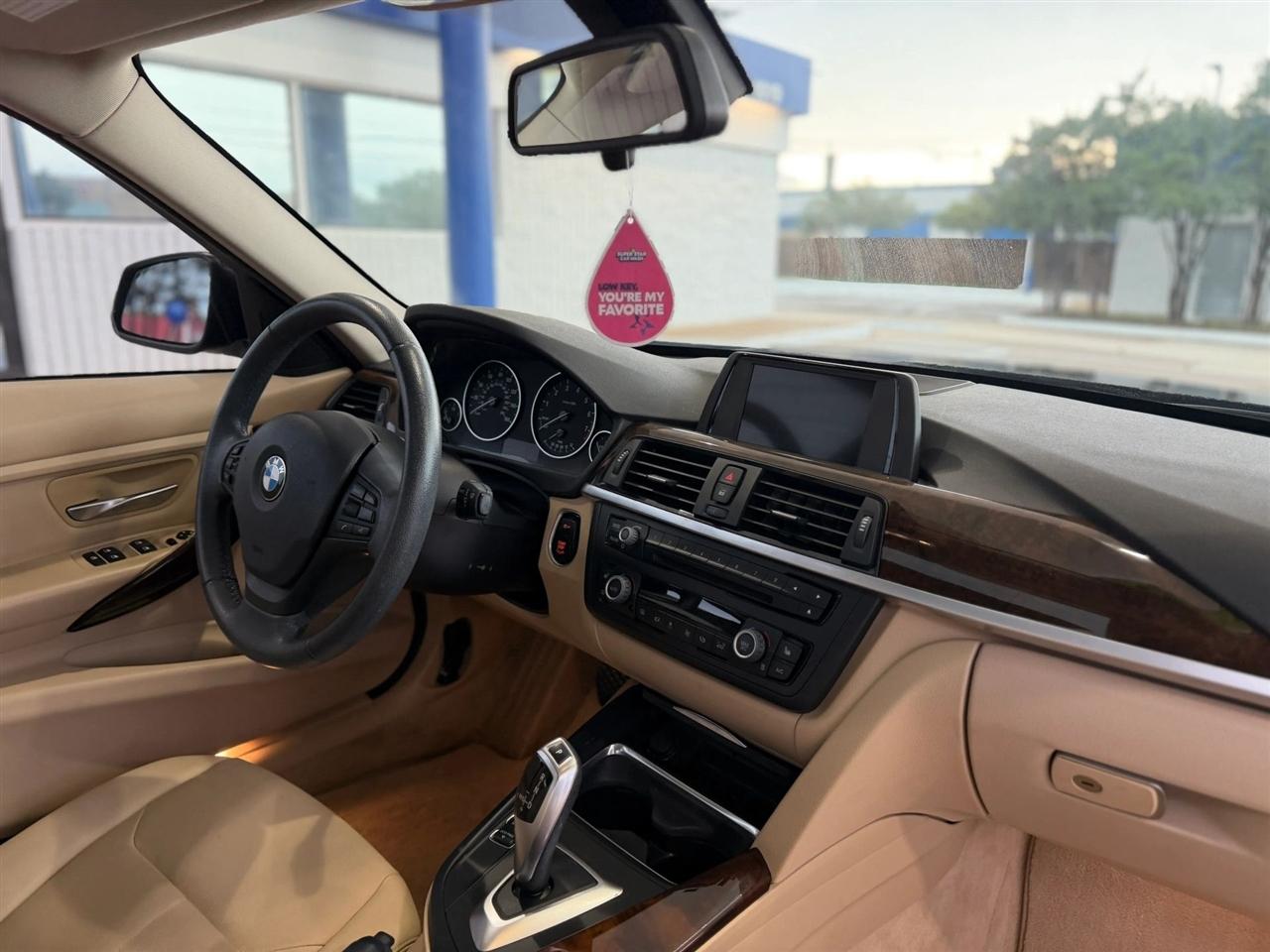 BMW 3-Series  2015
