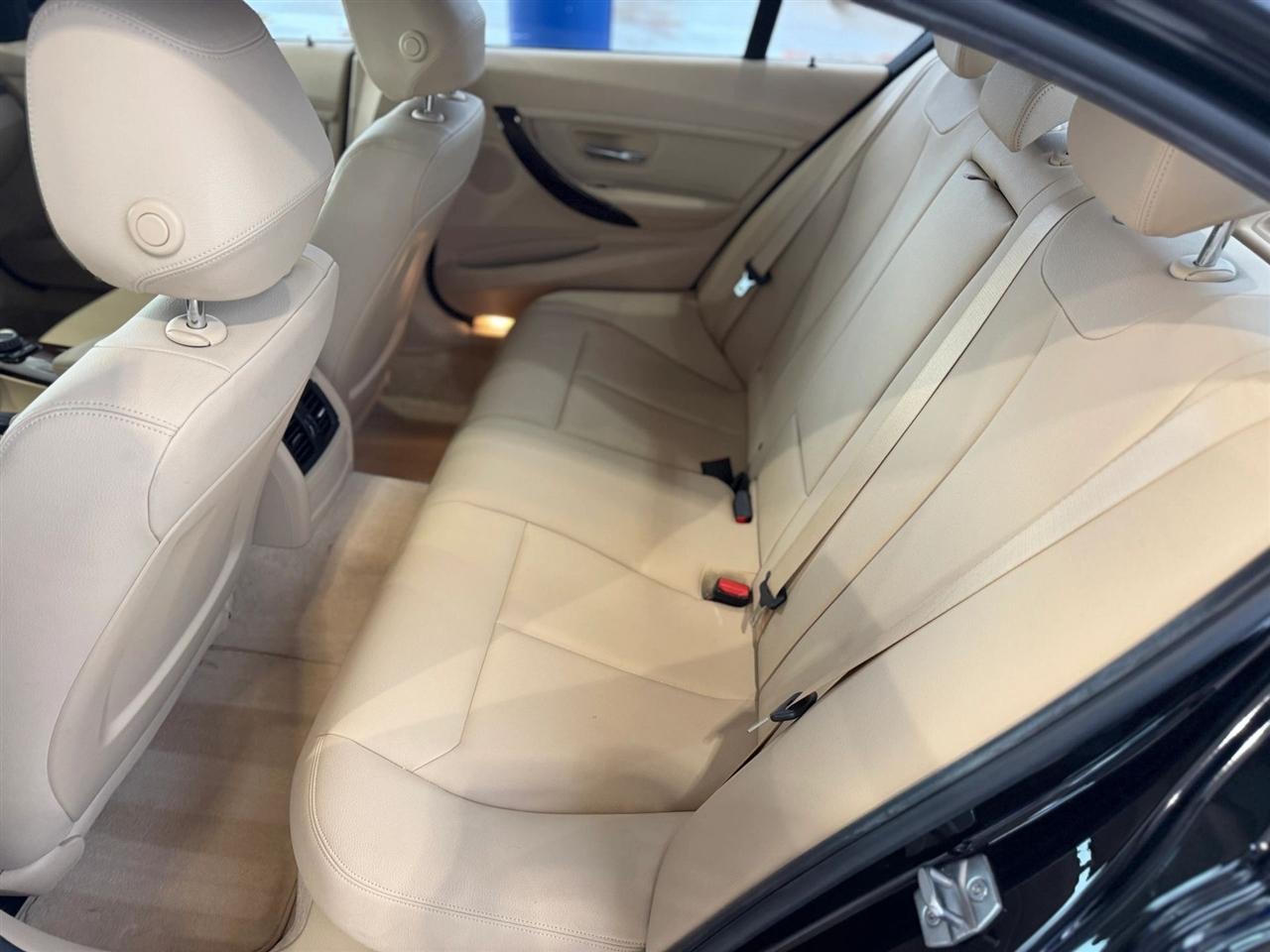 BMW 3-Series  2015