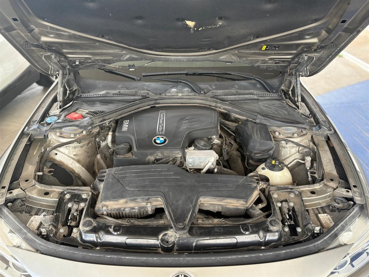 BMW 3-Series  2018
