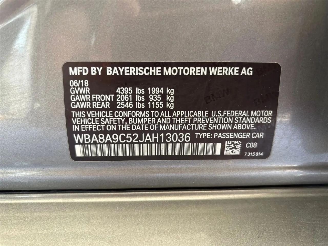 BMW 3-Series  2018