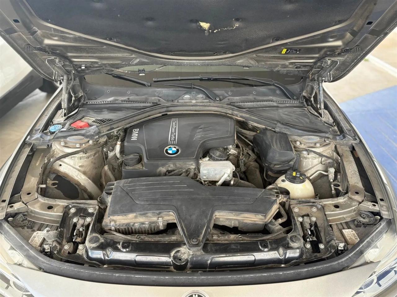 BMW 3-Series  2018