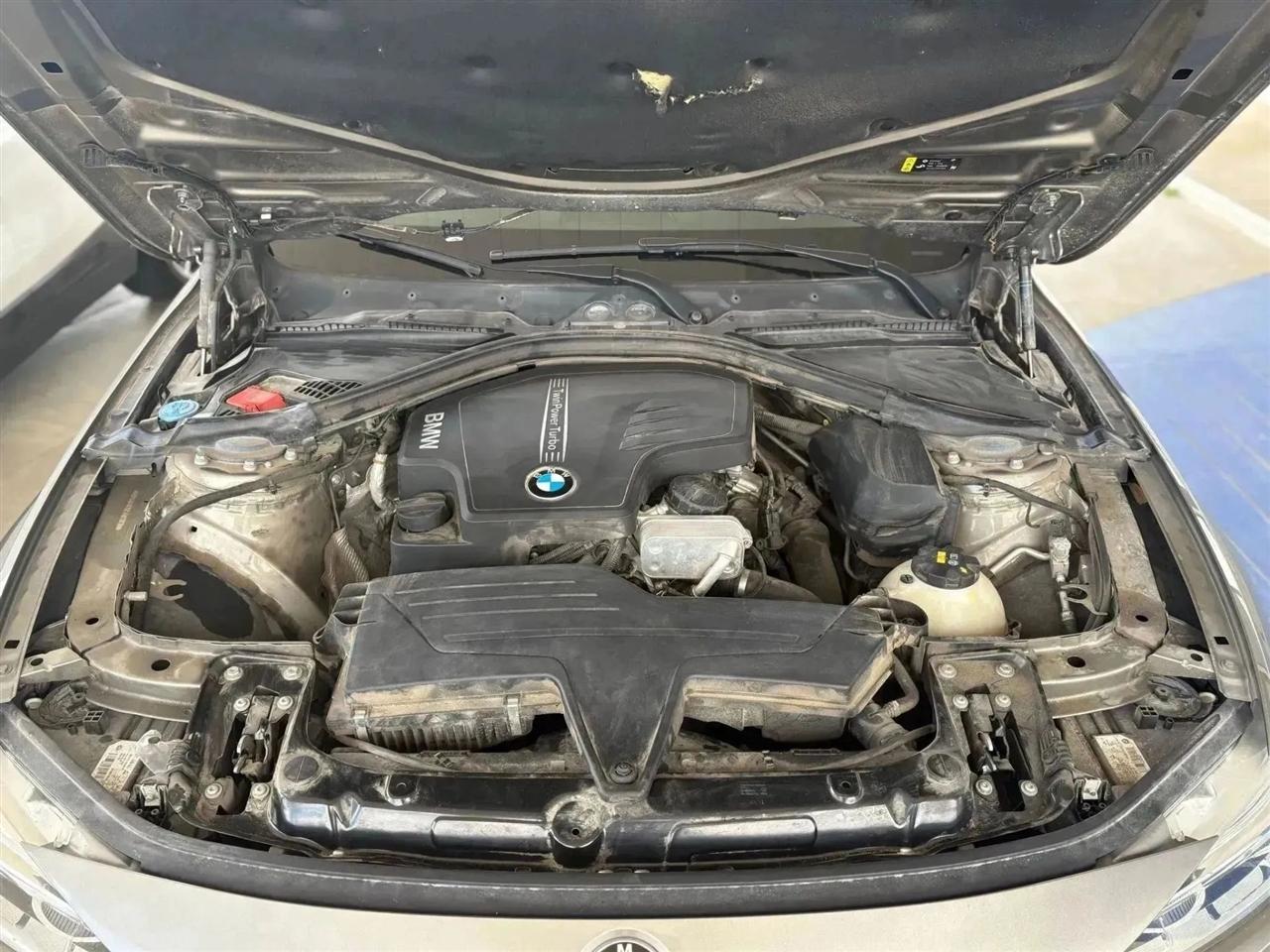 BMW 3-Series  2018