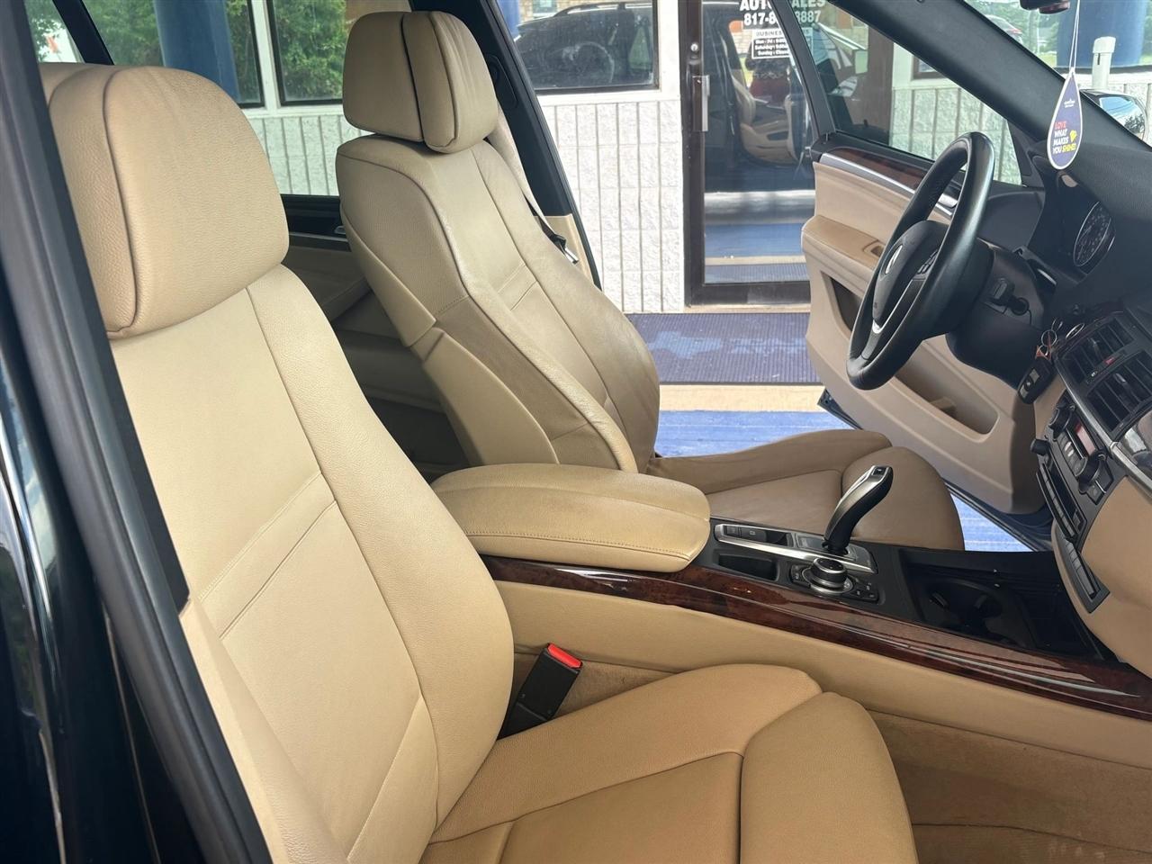 BMW X5  2011