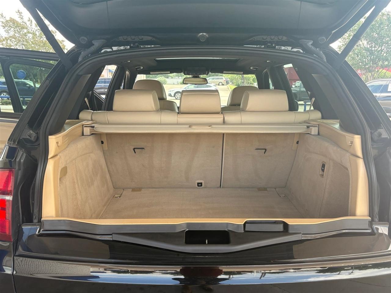 BMW X5  2011
