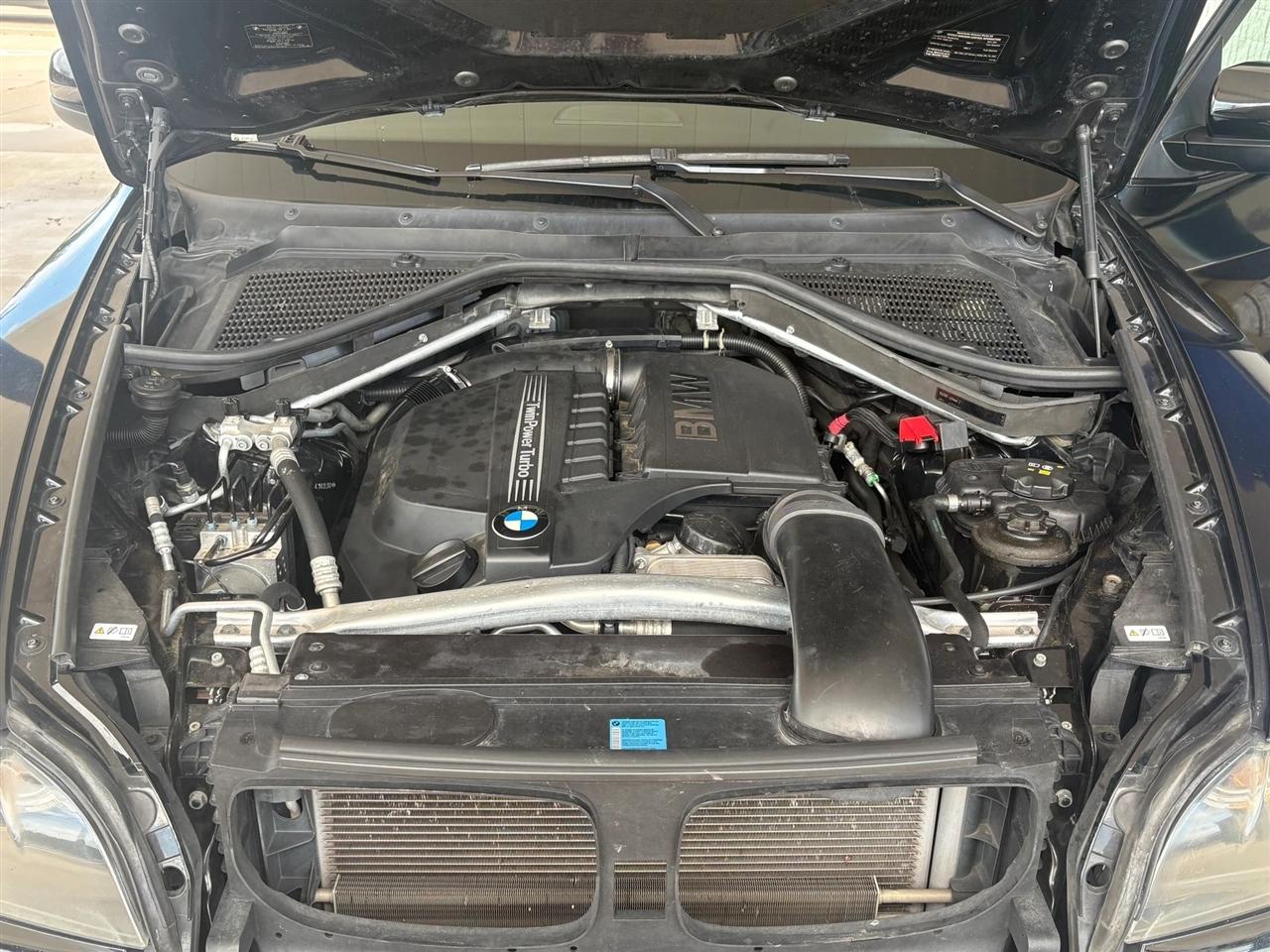BMW X5  2011