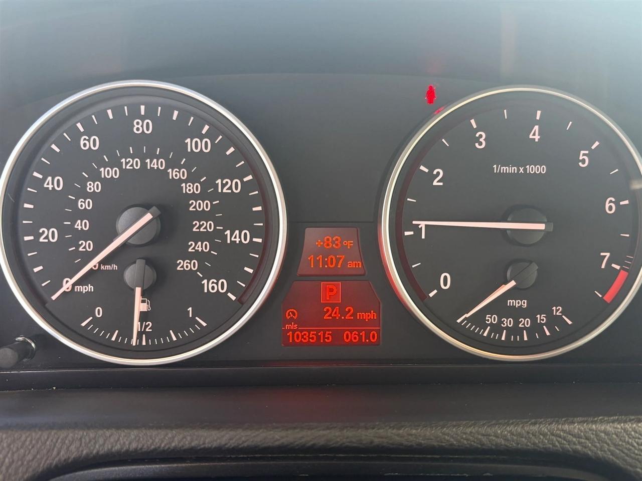 BMW X5  2011