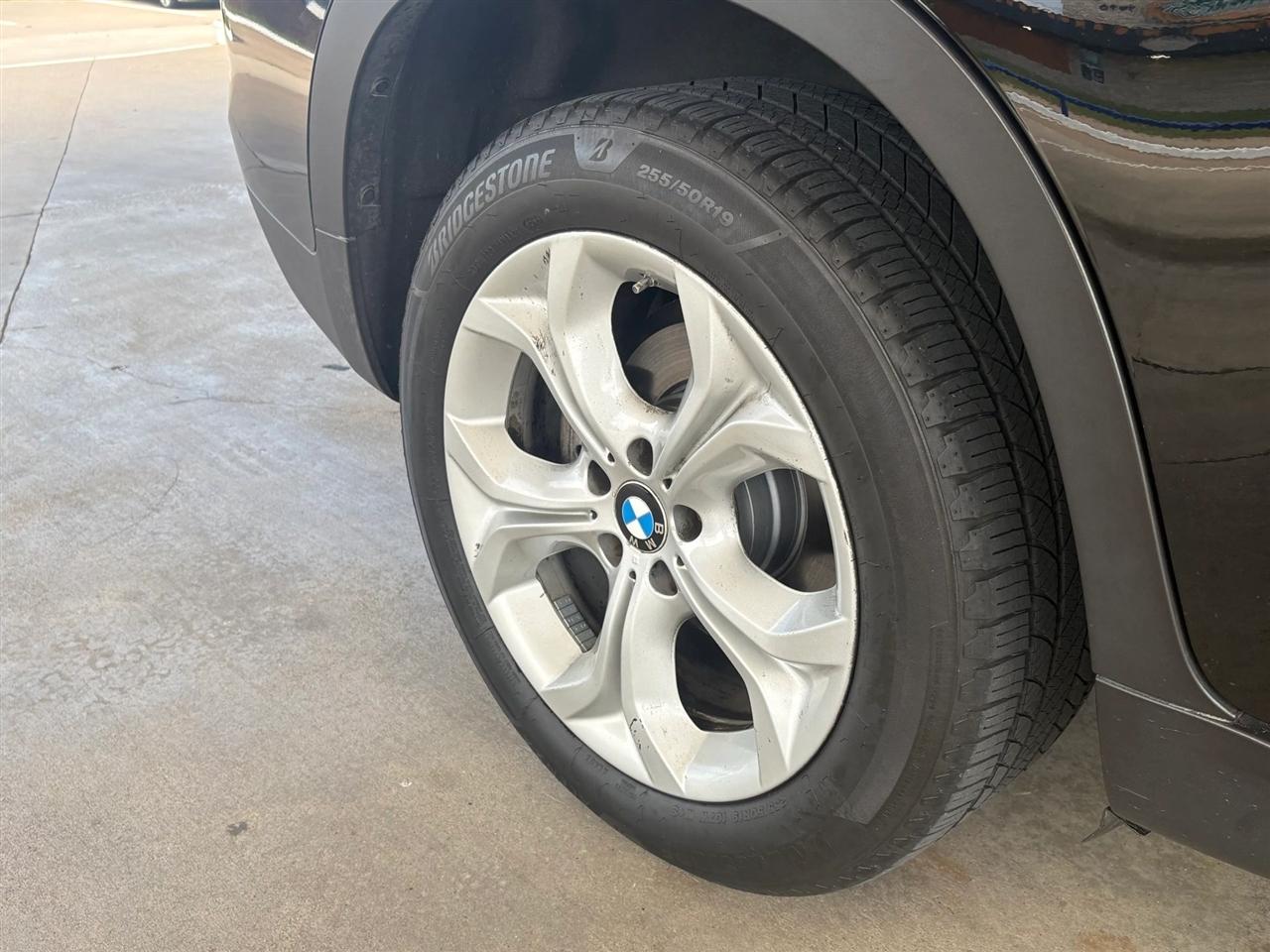 BMW X5  2011