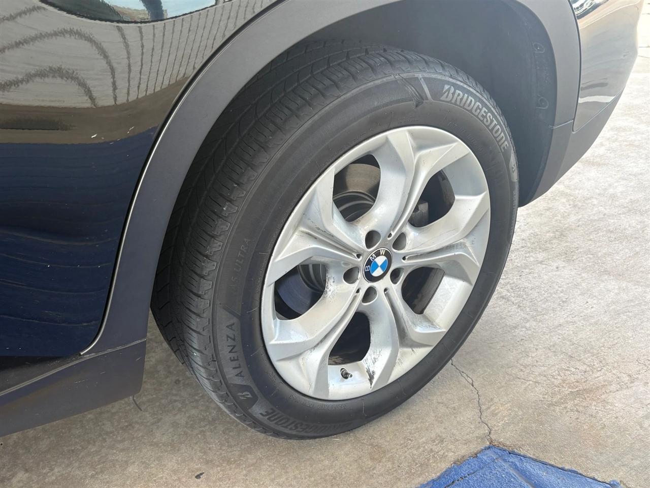 BMW X5  2011