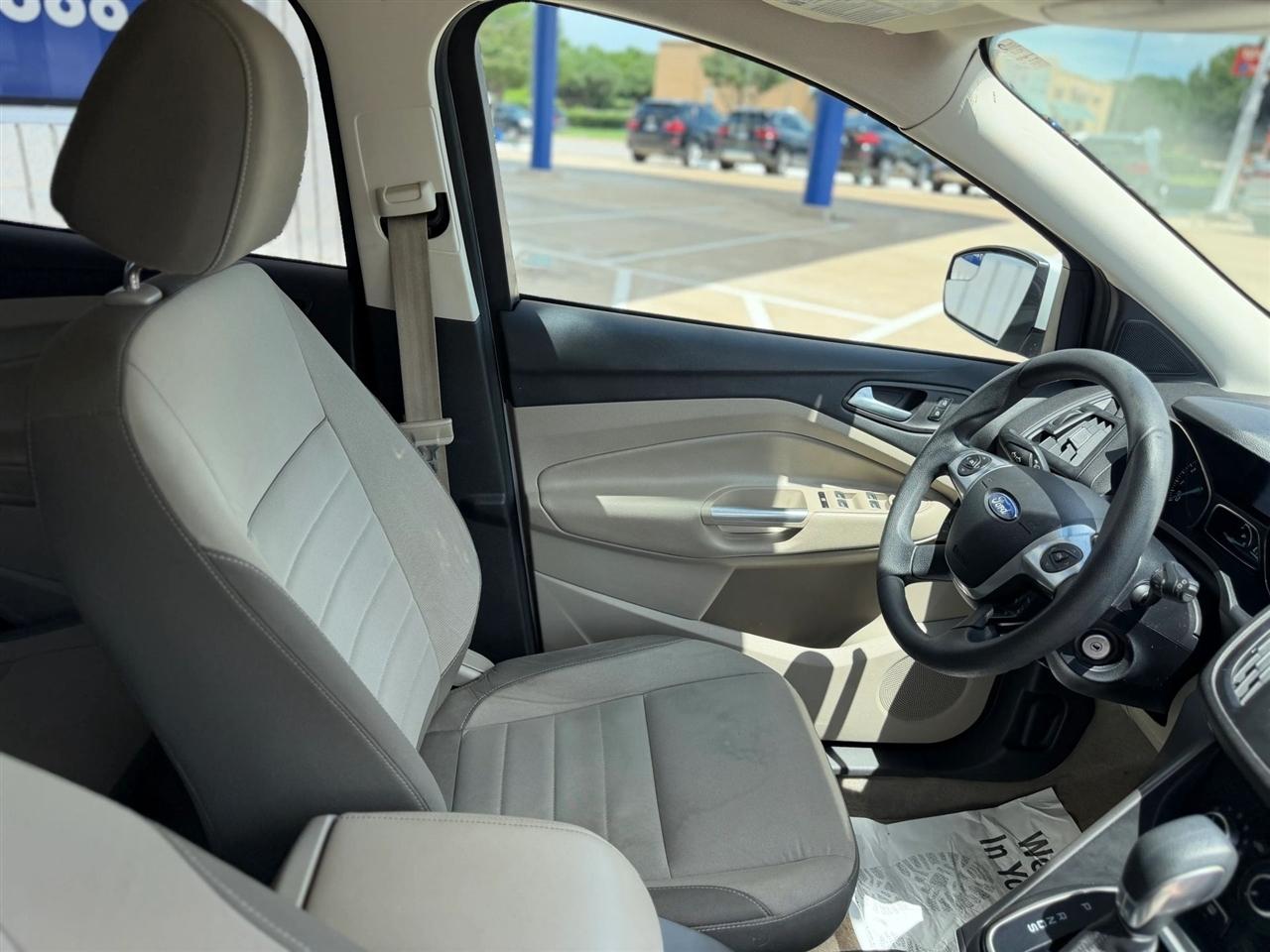 Ford Escape  2013