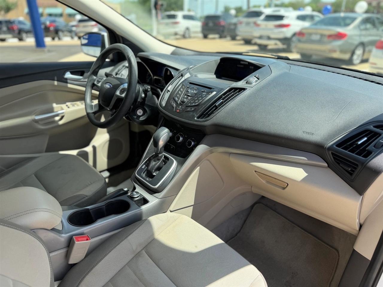 Ford Escape  2013