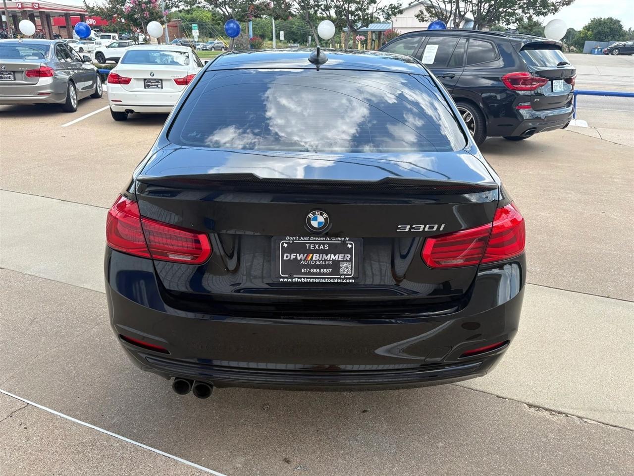 BMW 3-Series  2018