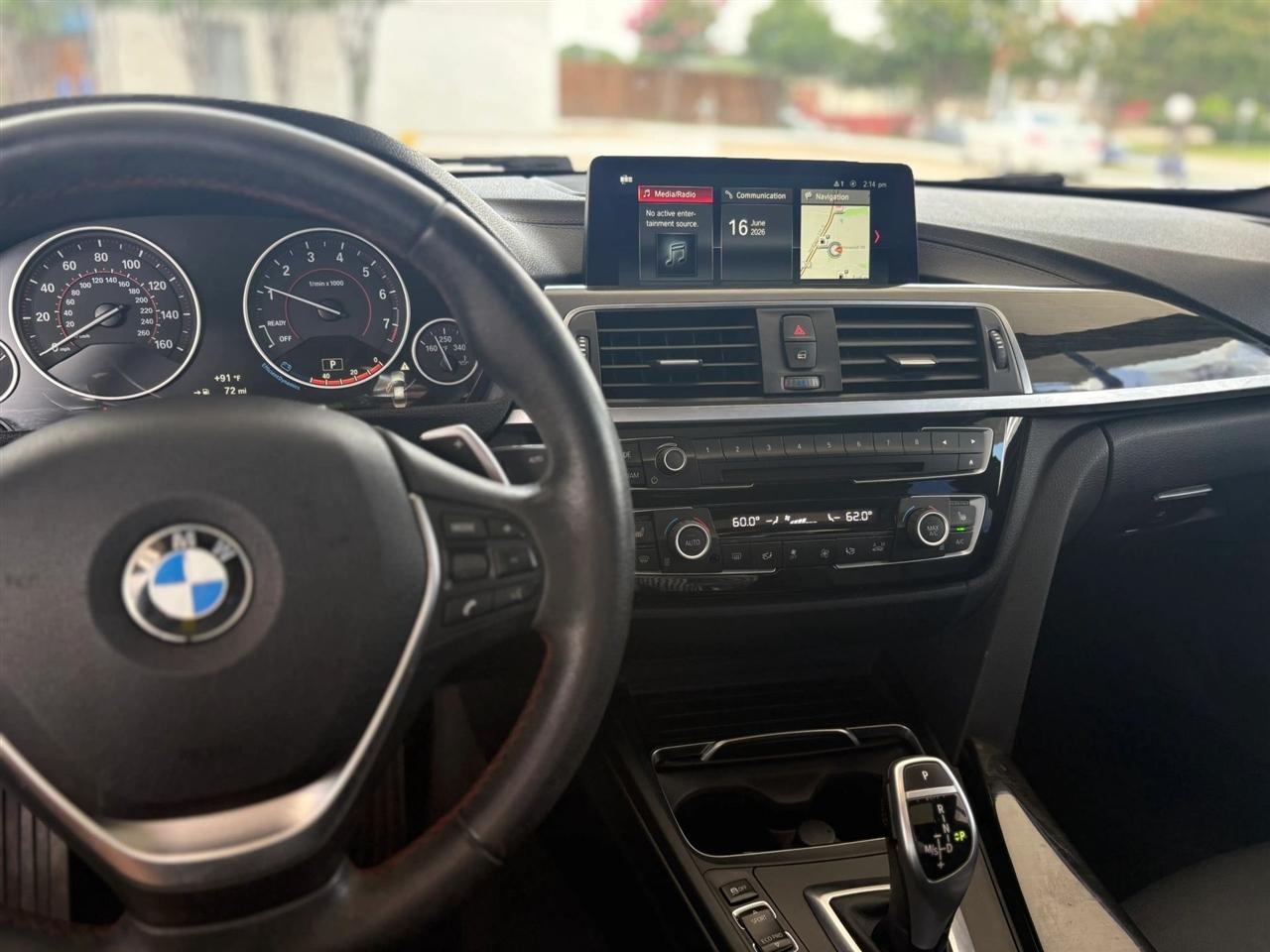 BMW 3-Series  2018