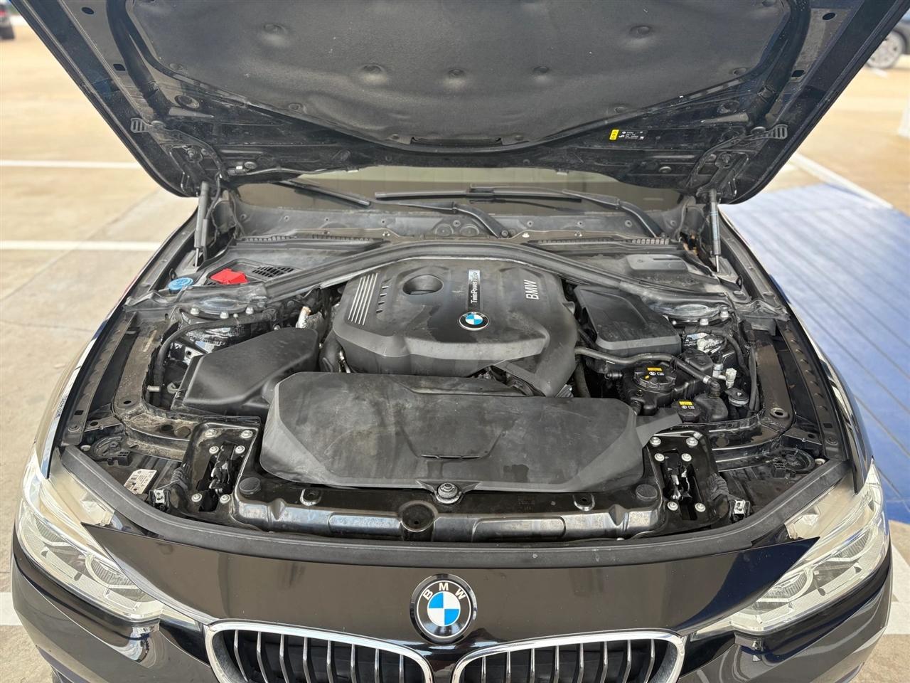 BMW 3-Series  2018