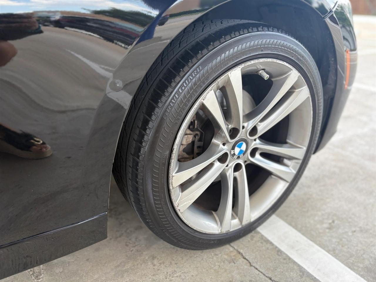 BMW 3-Series  2018