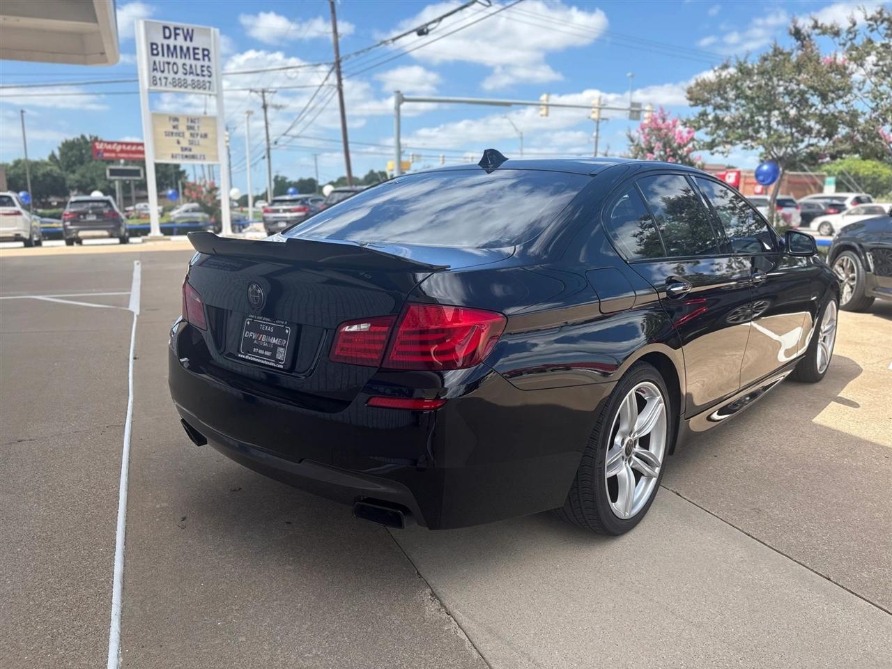 BMW 5-Series  2012