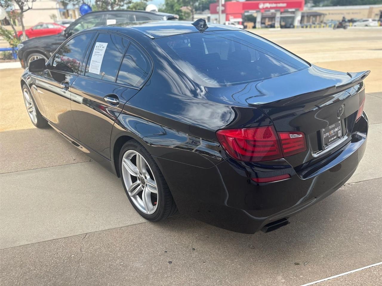 BMW 5-Series  2012