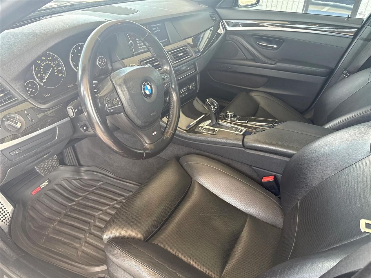BMW 5-Series  2012