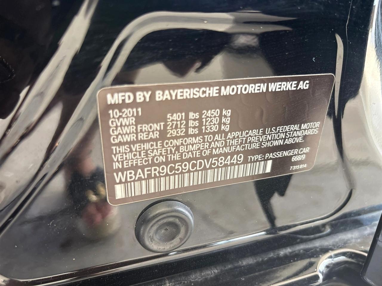 BMW 5-Series  2012