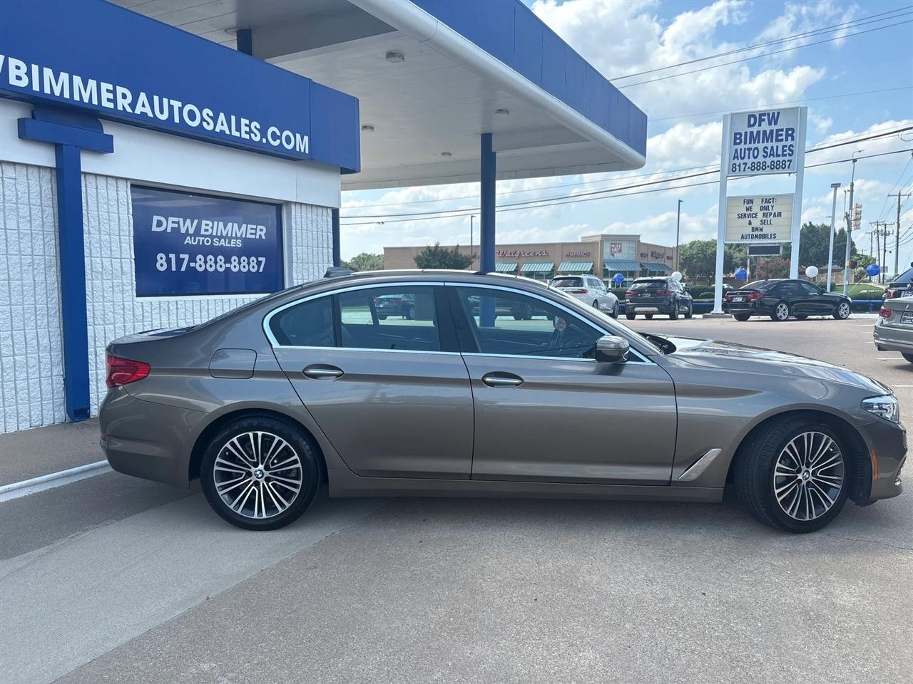 BMW 5-Series  2018