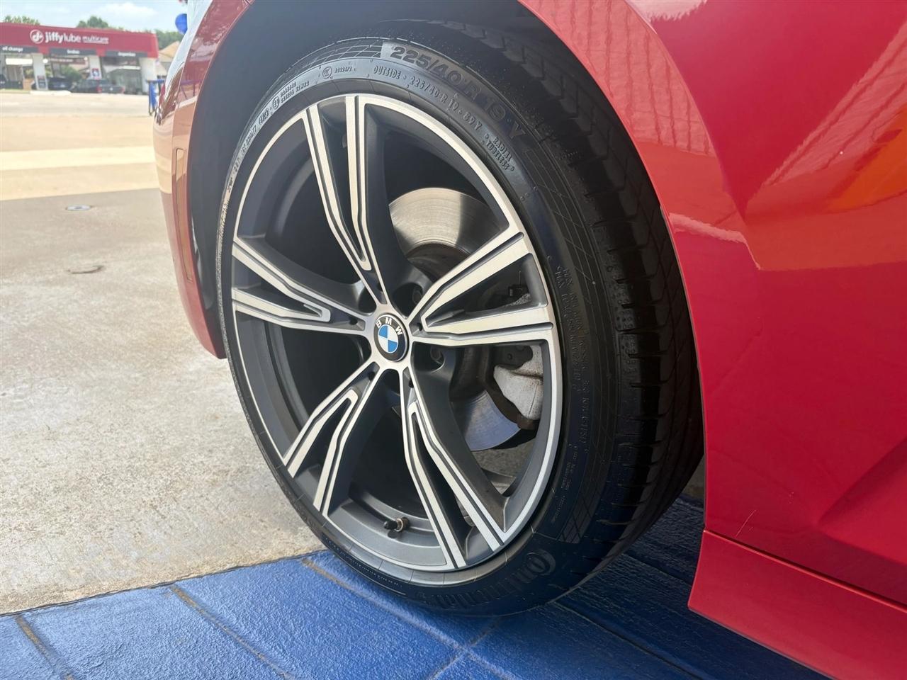 BMW 3-Series  2021