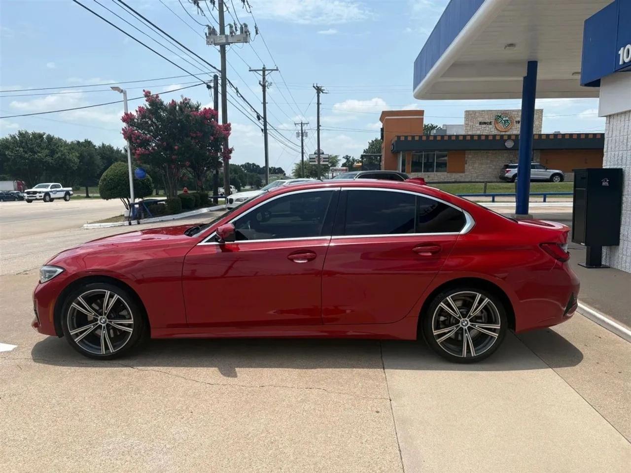 BMW 3-Series  2021