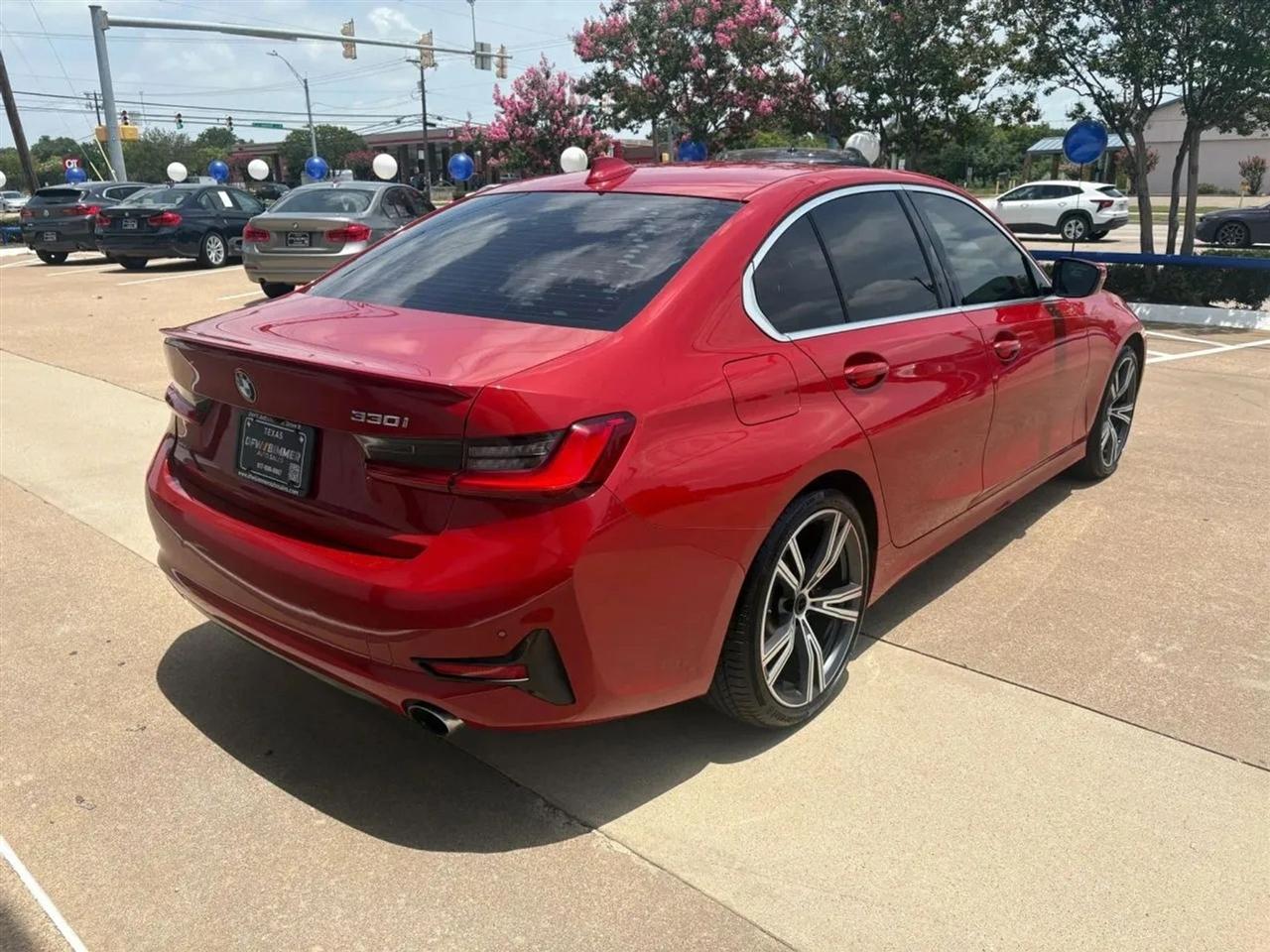 BMW 3-Series  2021