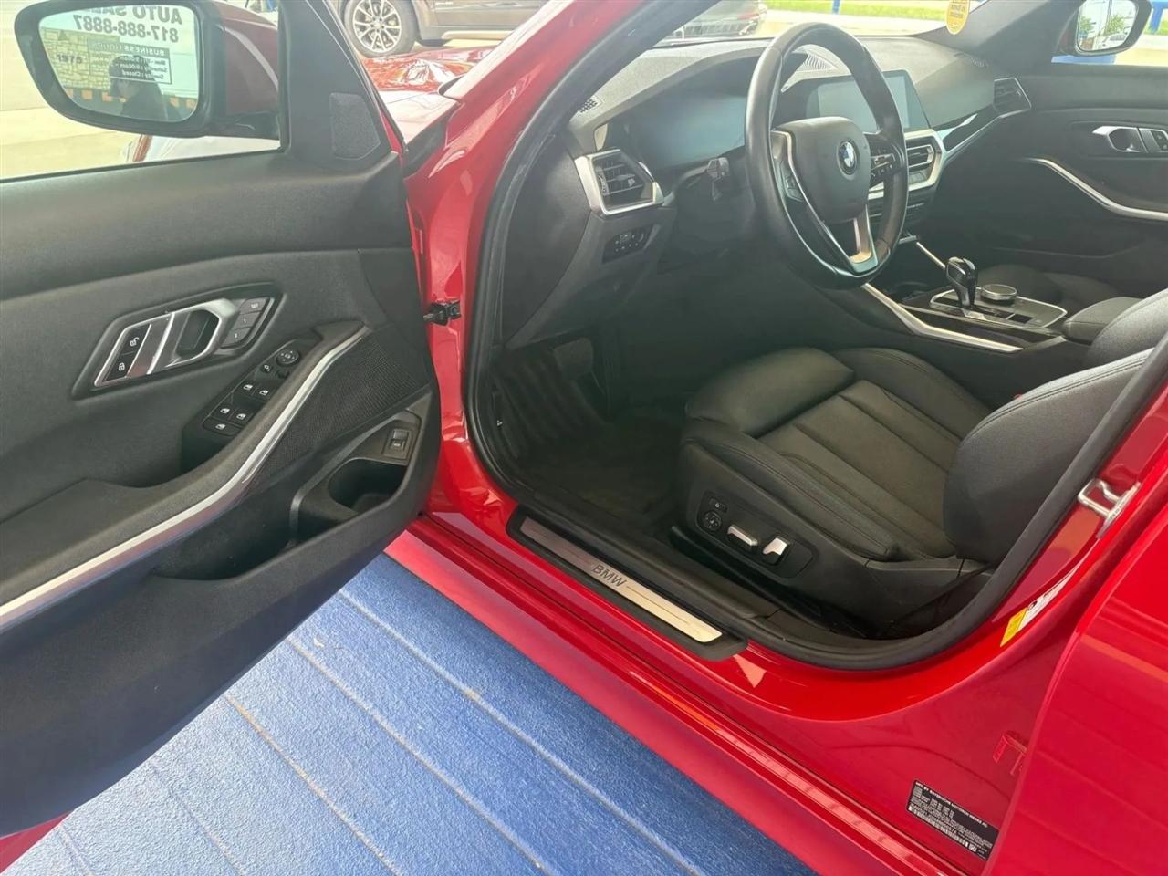 BMW 3-Series  2021