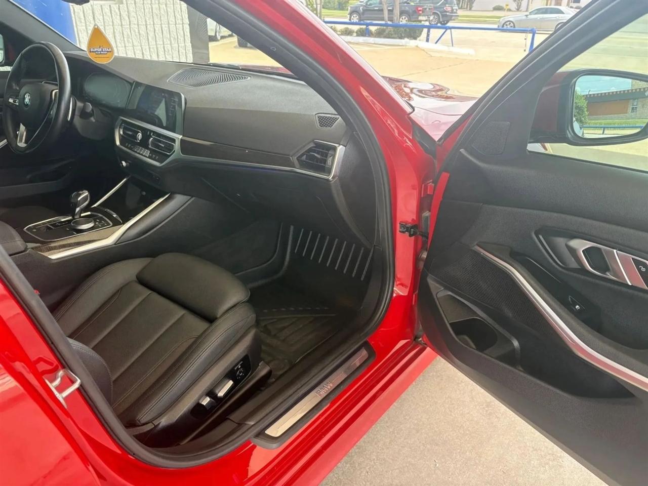 BMW 3-Series  2021