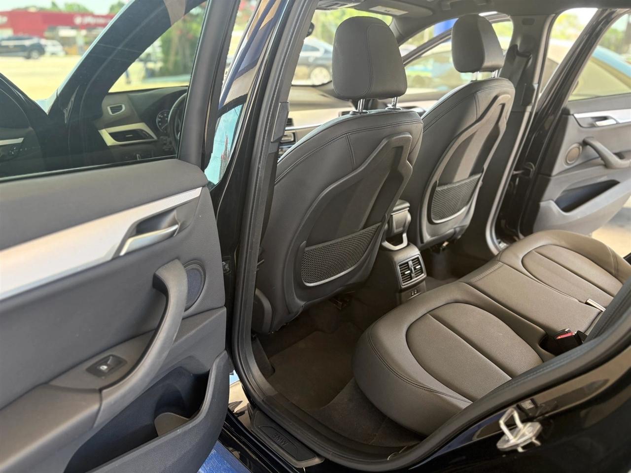 BMW X1  2019