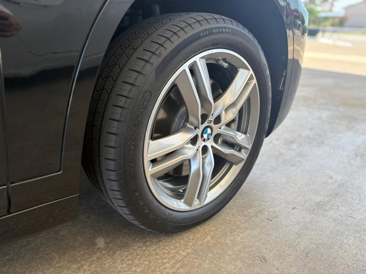 BMW X1  2019